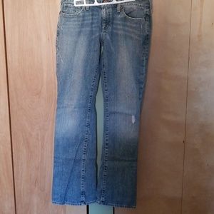 Distressed look jeans